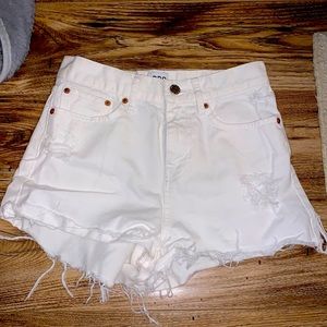 NWOT BDG white shorts